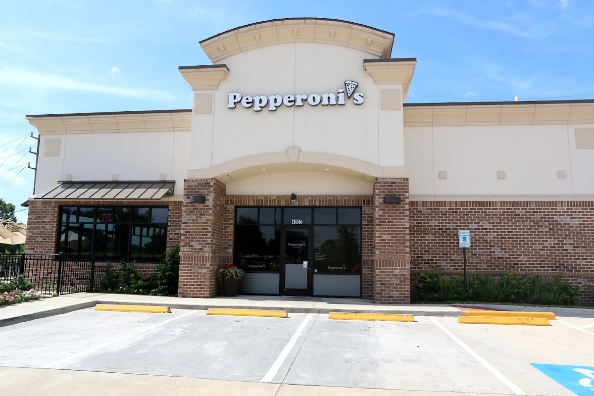 Pepperoni's Pizza - Sienna